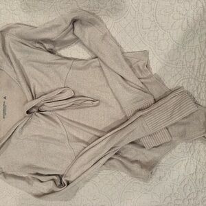 Abercrombie & Fitch Beige Knit Top